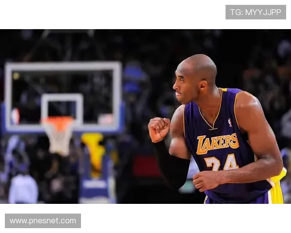 科比在NBA历史赛场上超越姚明的传奇瞬间与影响力解析 科比在NBA历史赛场上超越姚明的传奇瞬间与影响力解析
