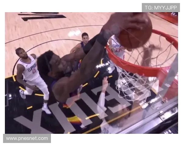 阿杰伊米切尔妙传助攻哈滕空接暴扣打成2加1全场沸腾